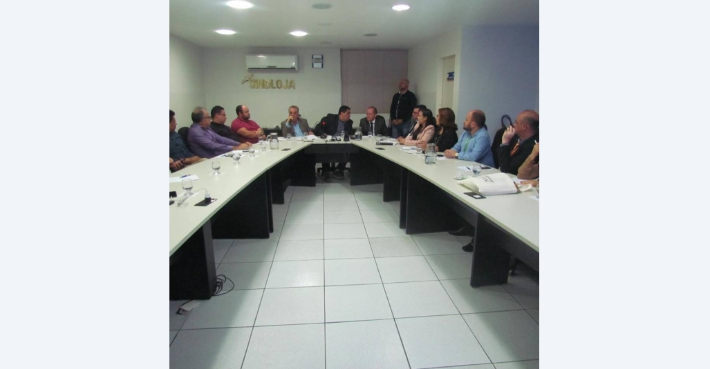 Sindloja recebe novo presidente da Fecomércio de Pernambuco e o secretário estadual do Trabalho