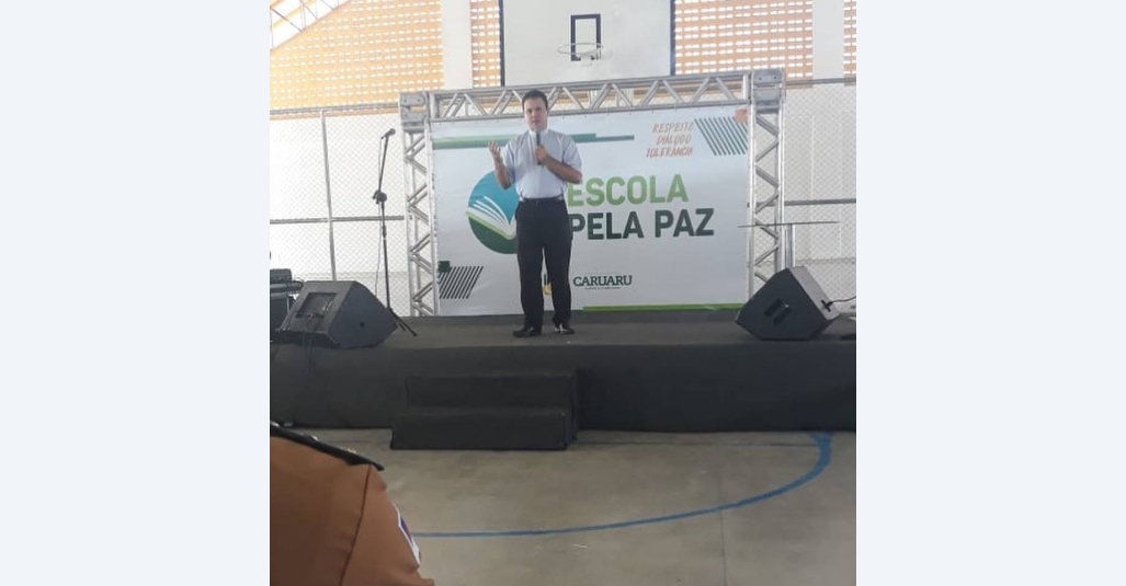 Sindloja participa do lançamento do programa “Escola Pela Paz”