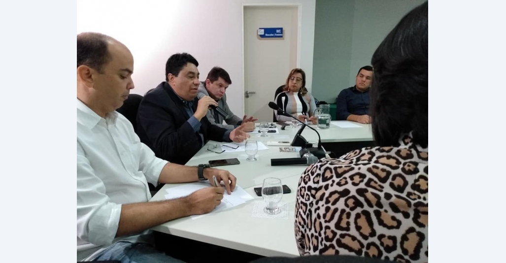 Sindloja se reúne com entidades empresariais para debater impactos de decreto estadual